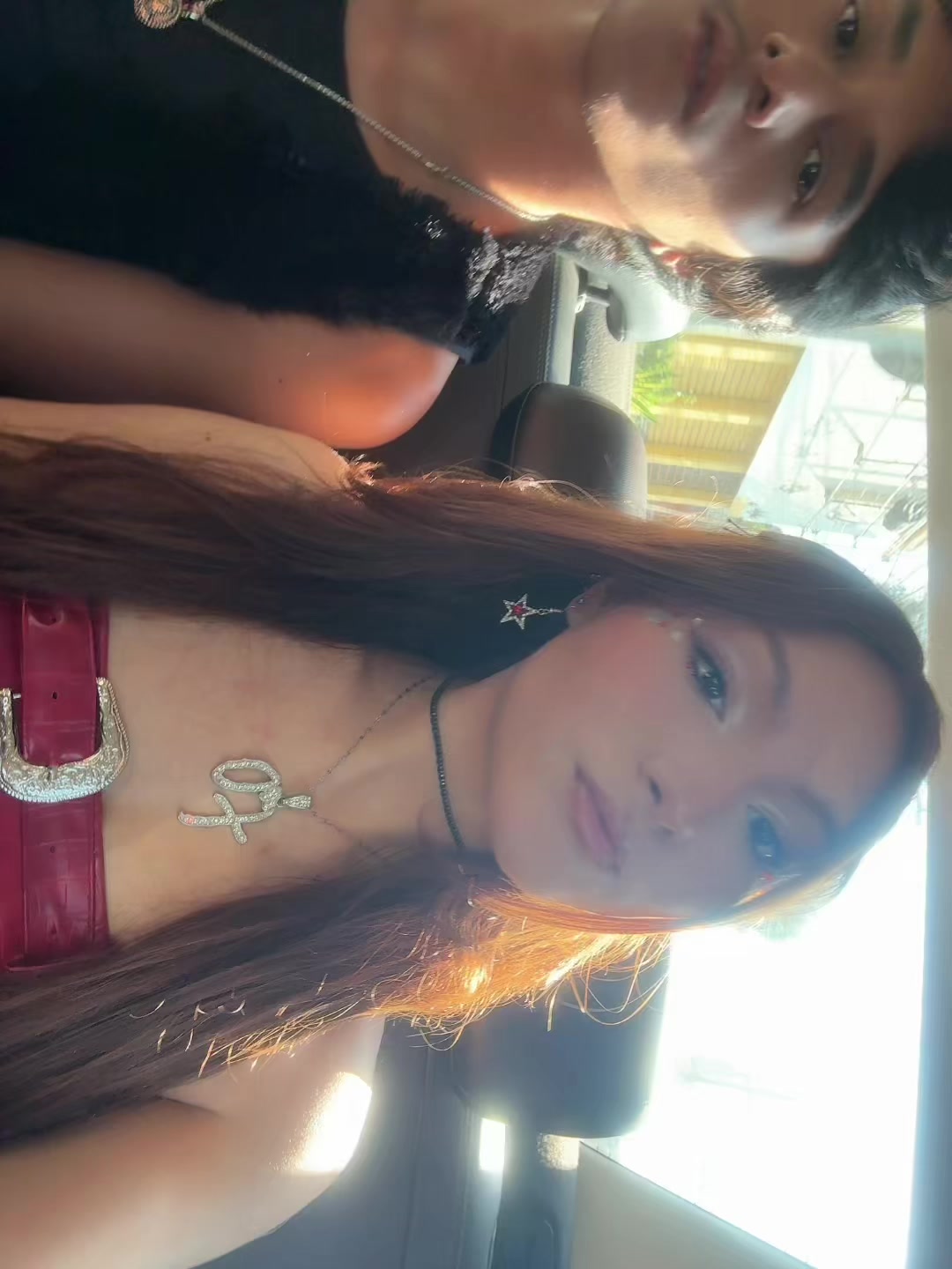 @J ✮