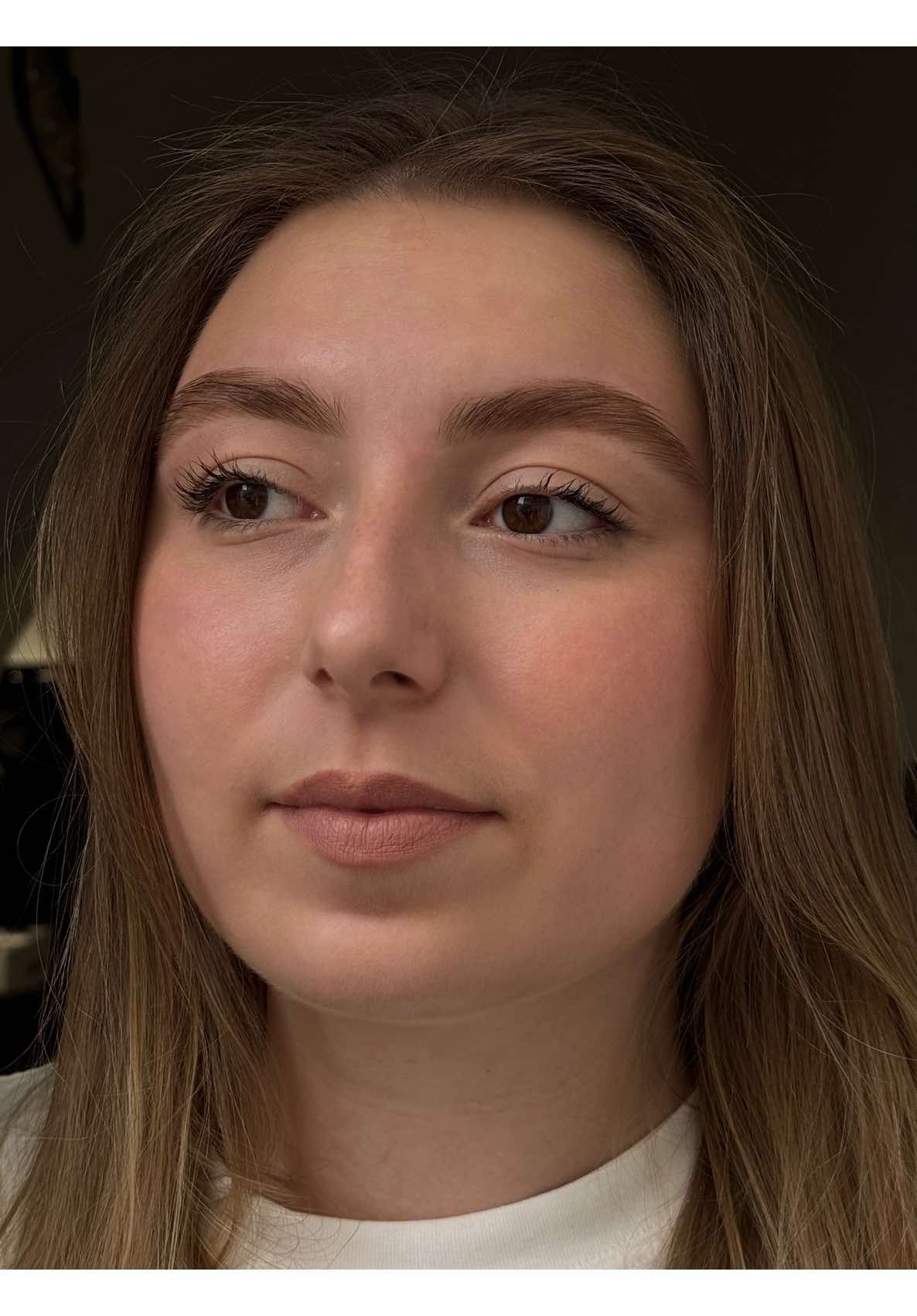 @_vikiii.d
