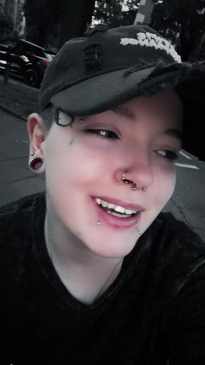 @x_sensitive_toxic_x