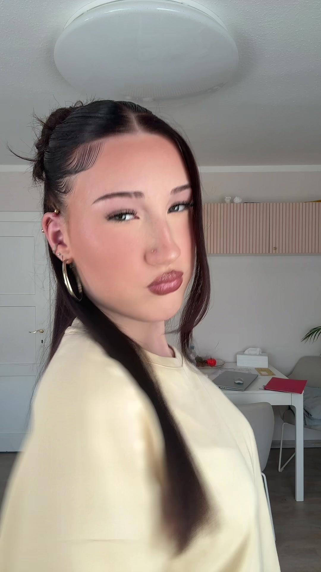 @ᴘʜɪʟɪɴᴇ⋆