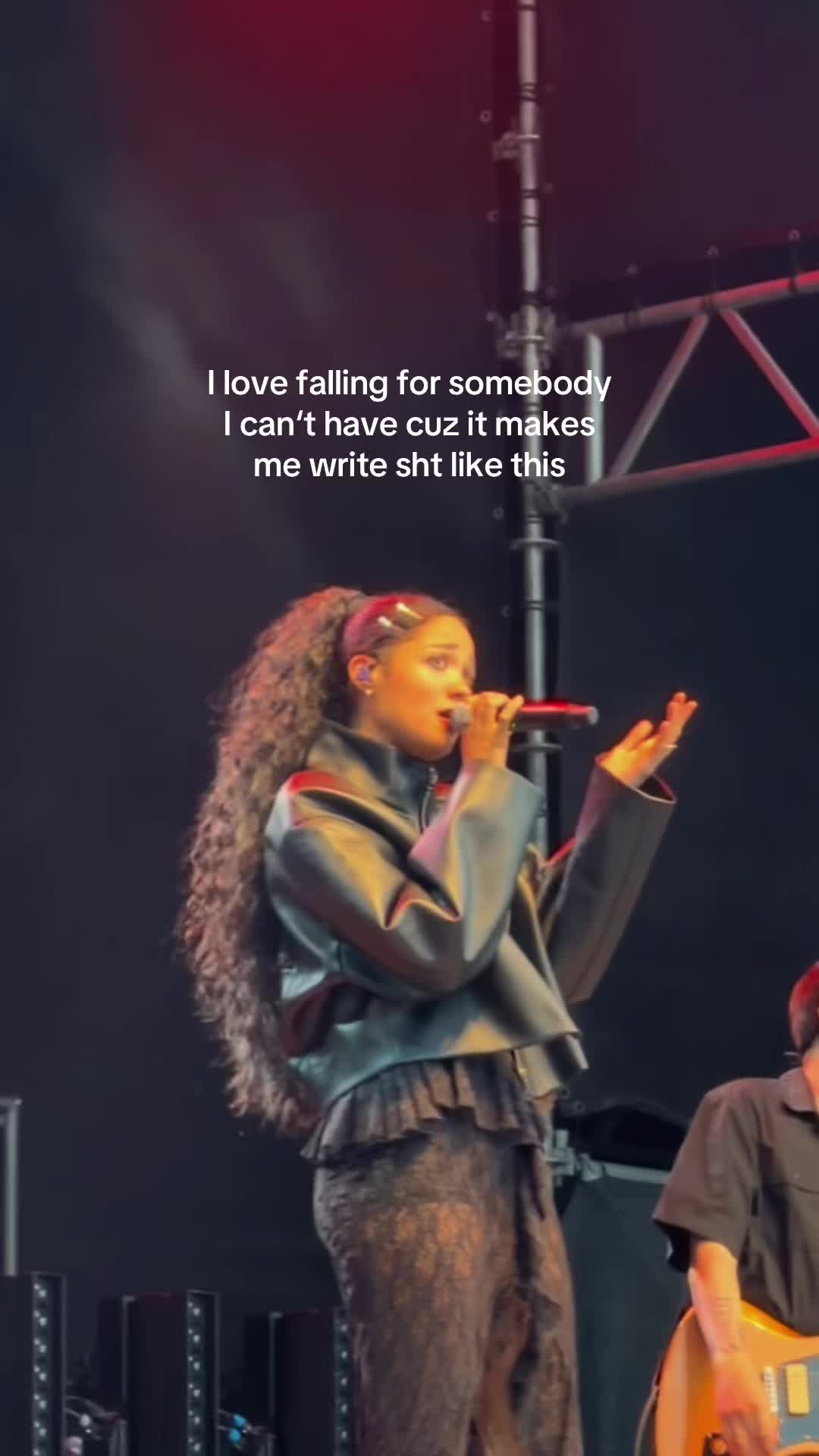 @Cloudy June