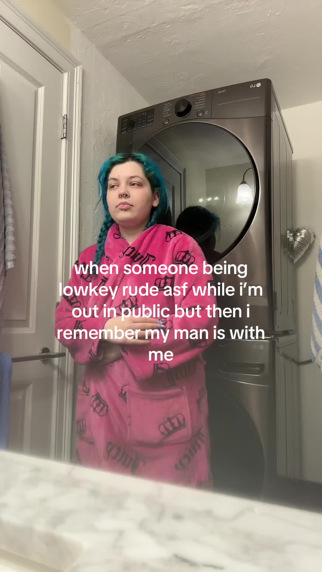 @mshellolitty
