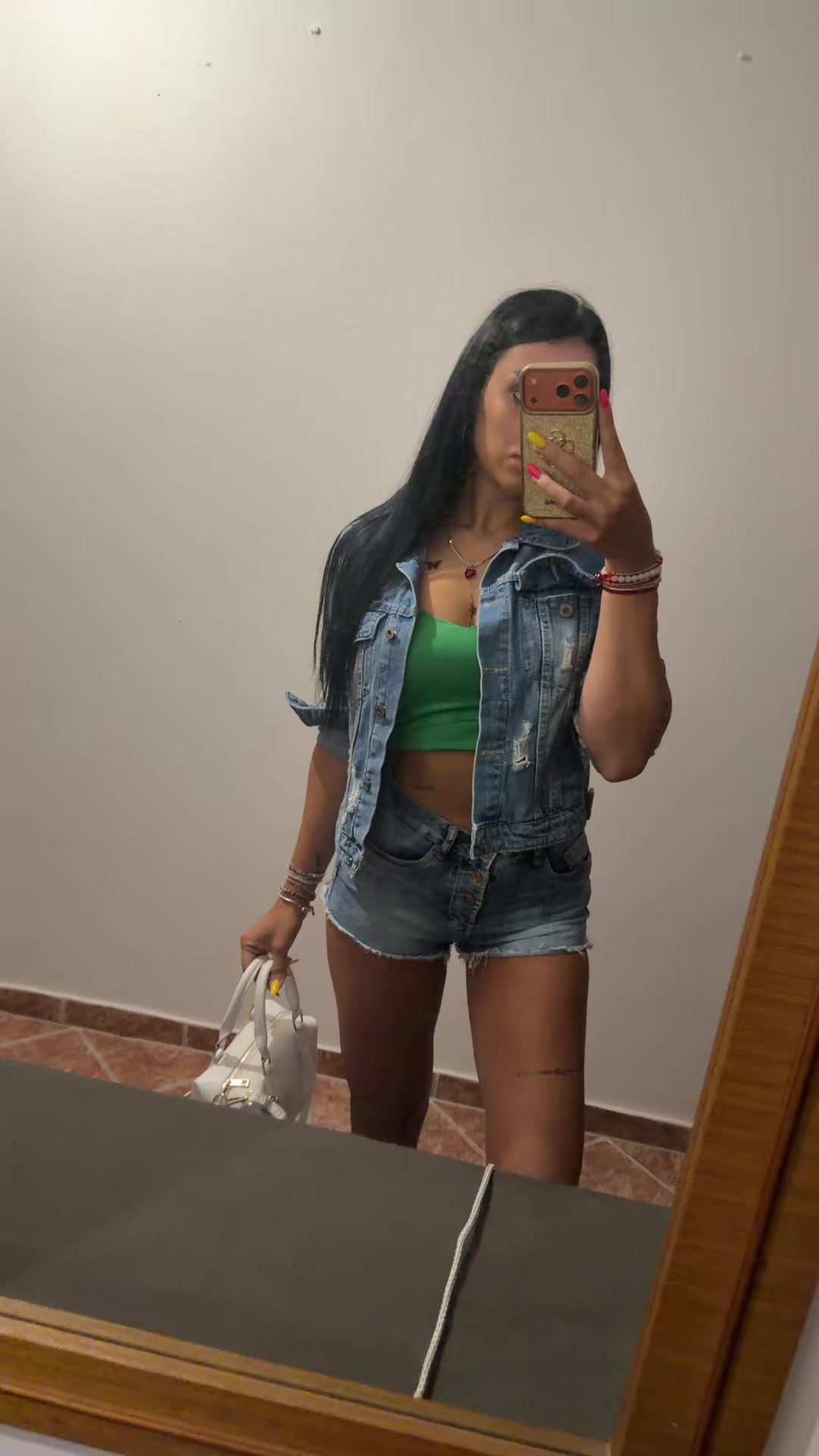 @Victorious__00