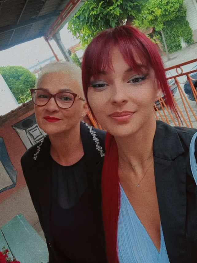 @Ina Hinić 💙
