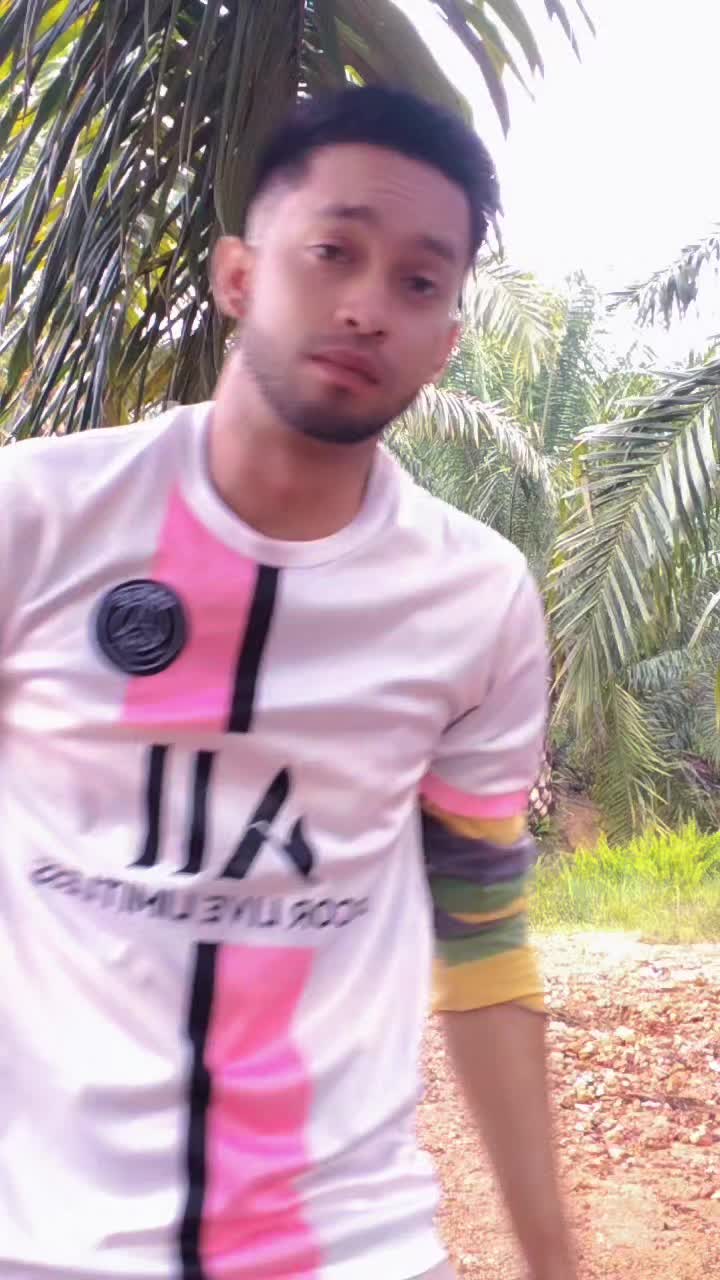 @Che Isey is