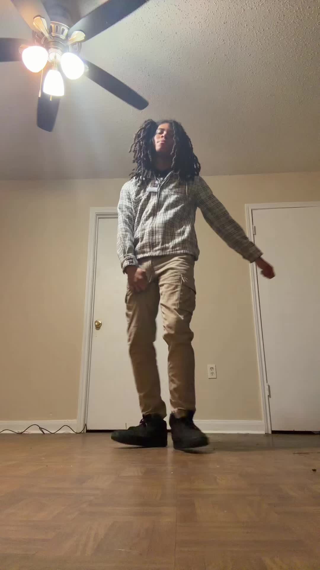 @🦒