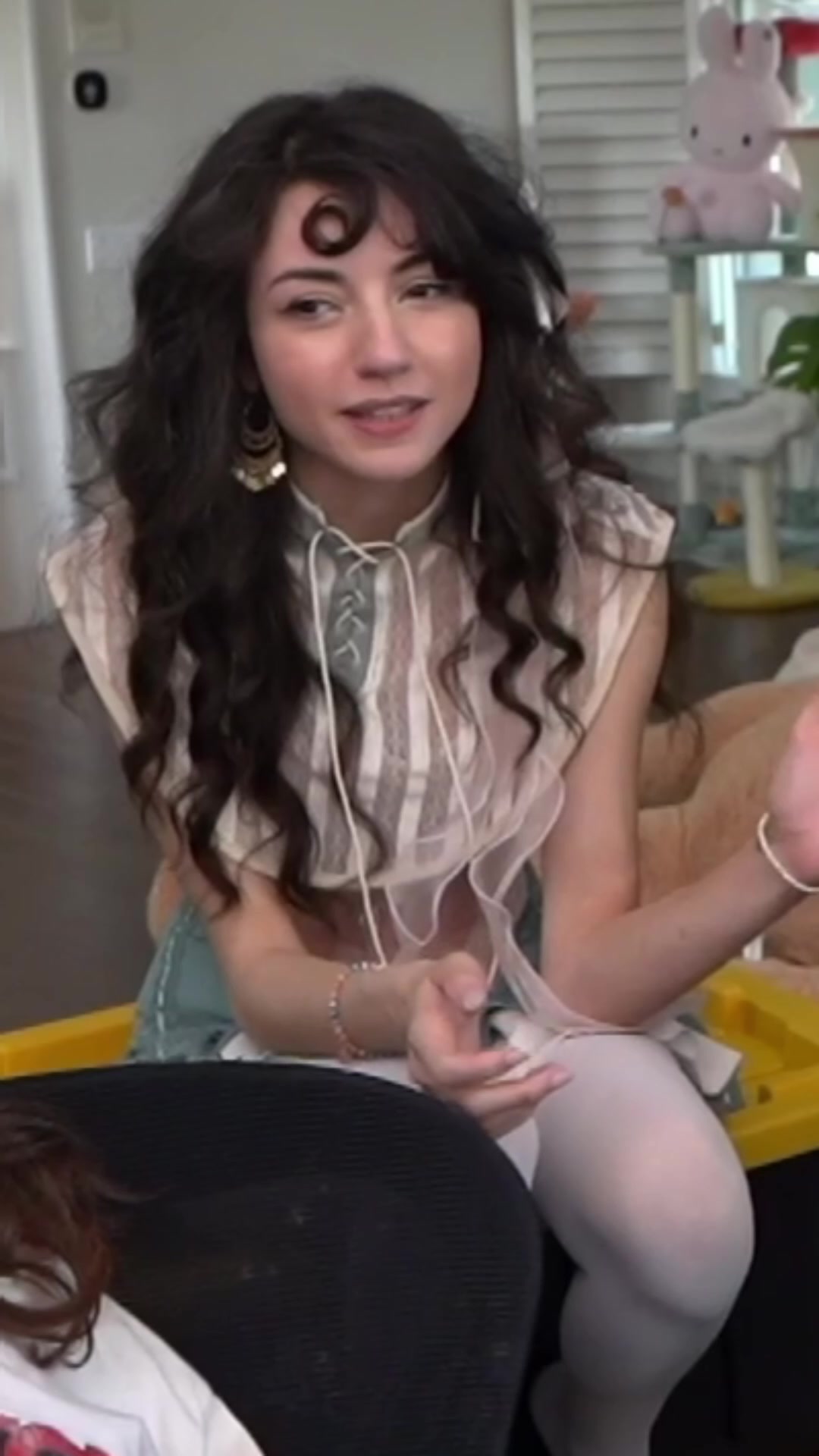 @Emirushill