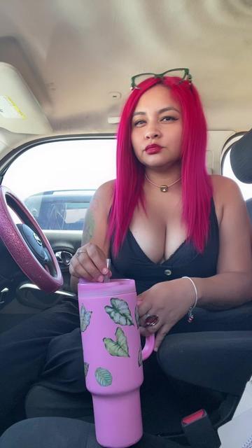 @La_rojita_🍒🤓