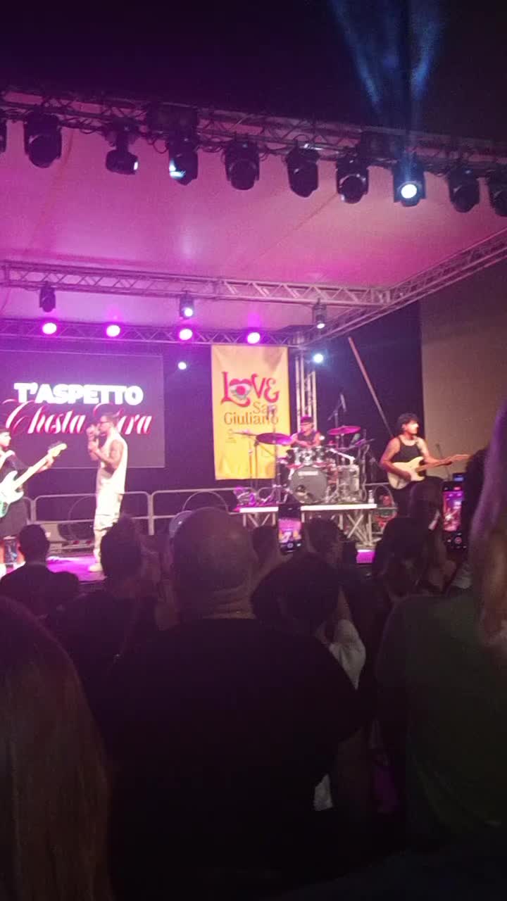 @Enza