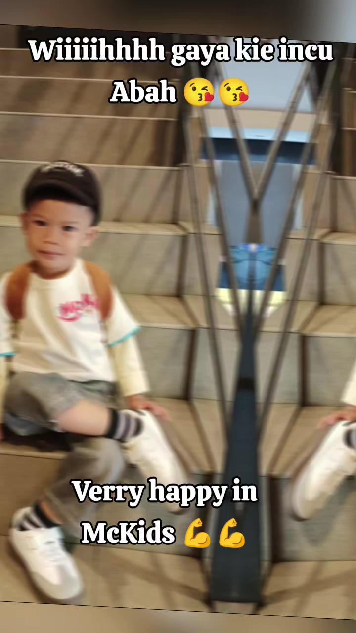 @𝔸𝕓𝕒𝕙 𝕂𝕖𝕟𝕟
