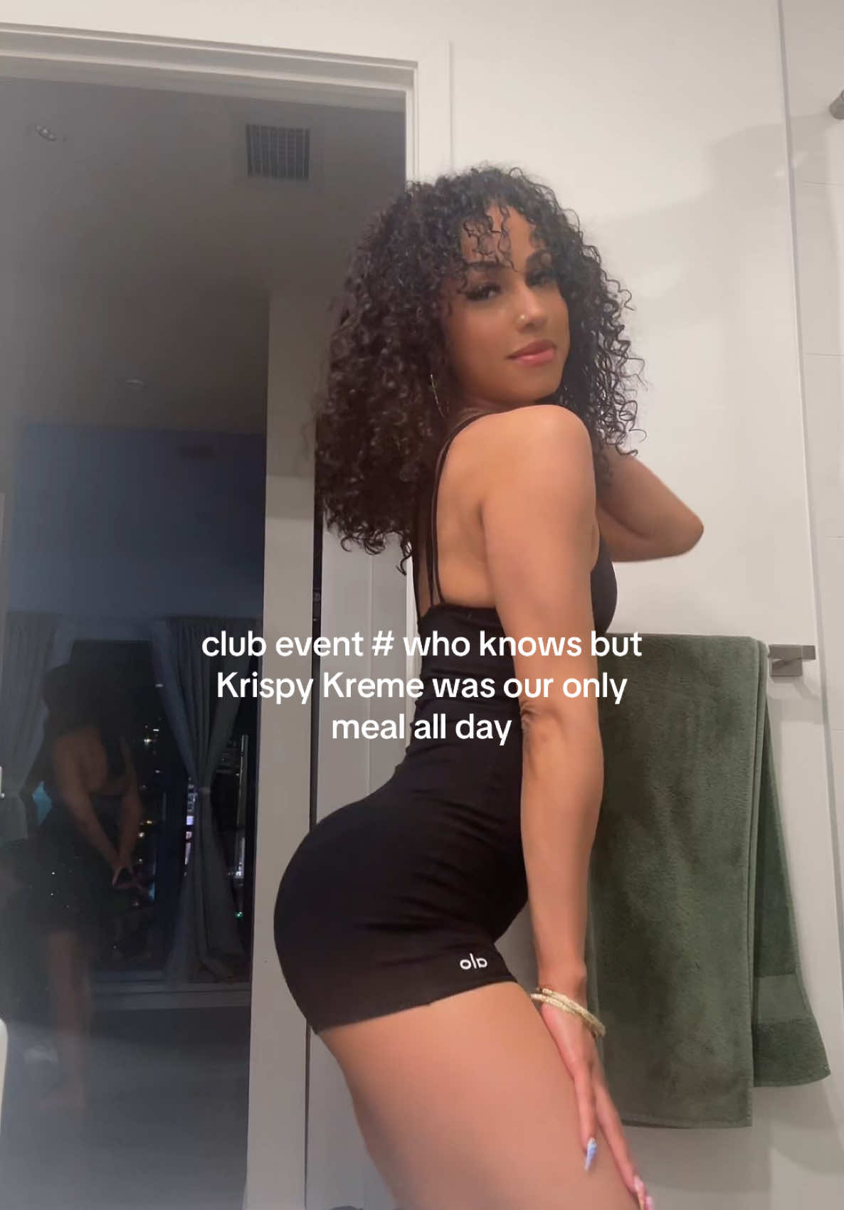 @ELLENIA MIONI