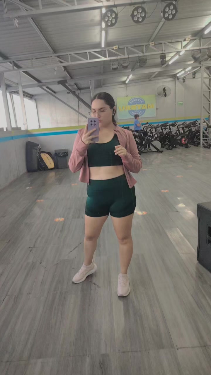 @Gabriela Isa
