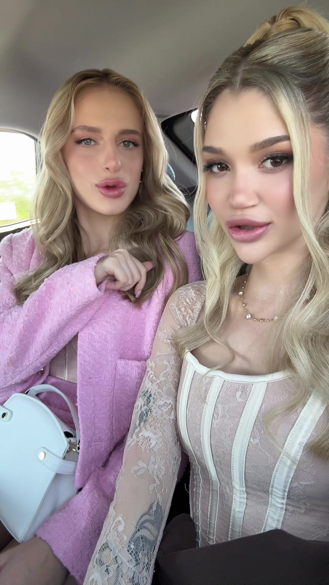 @_.st._angelina_