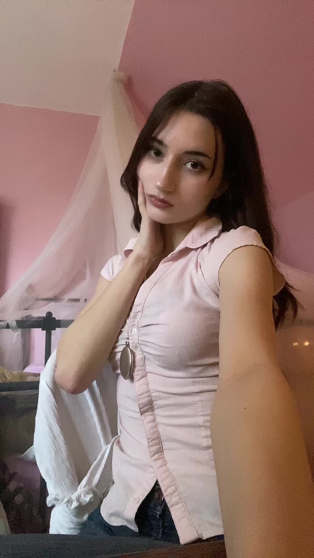 @Helesia🧁