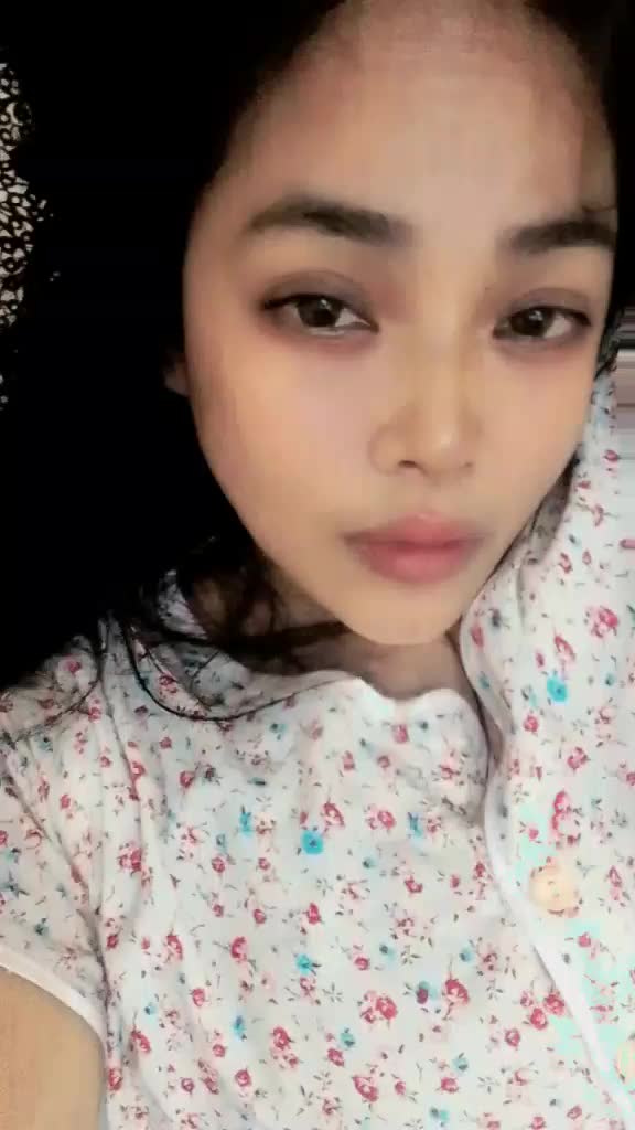 @Yuni adam😘
