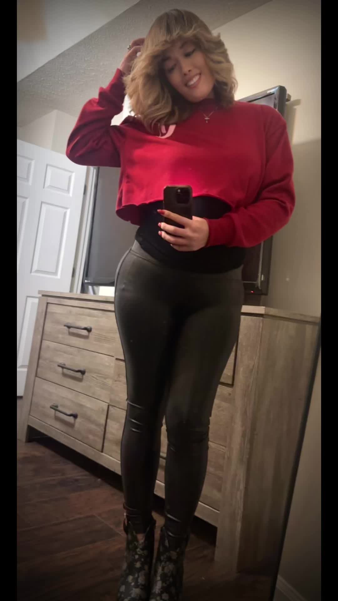 @TIYA ROSE