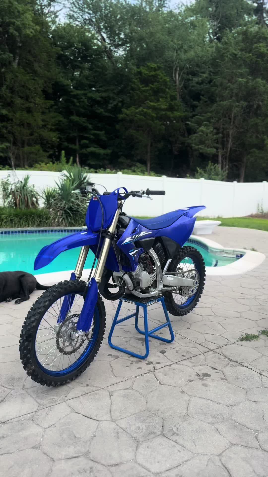 @Jacobzzzzzz