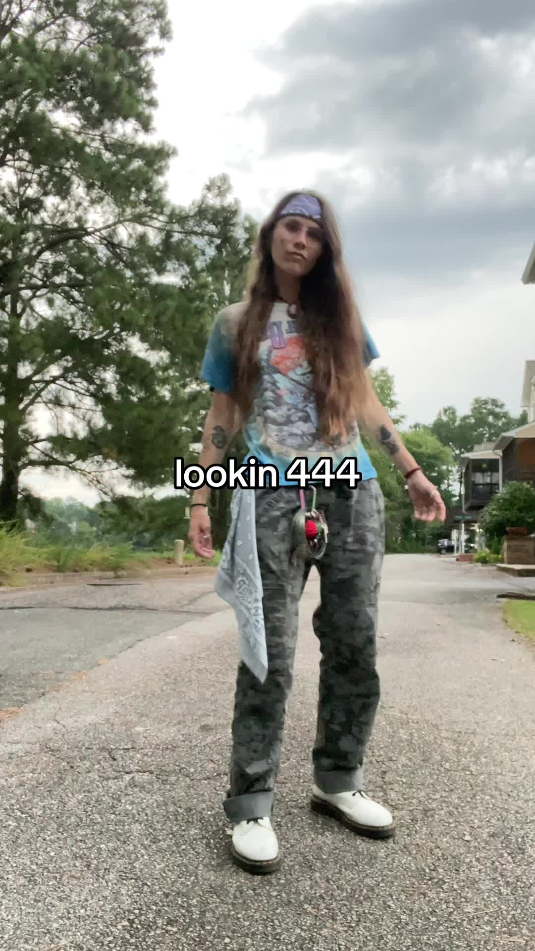 @ca⛓️en