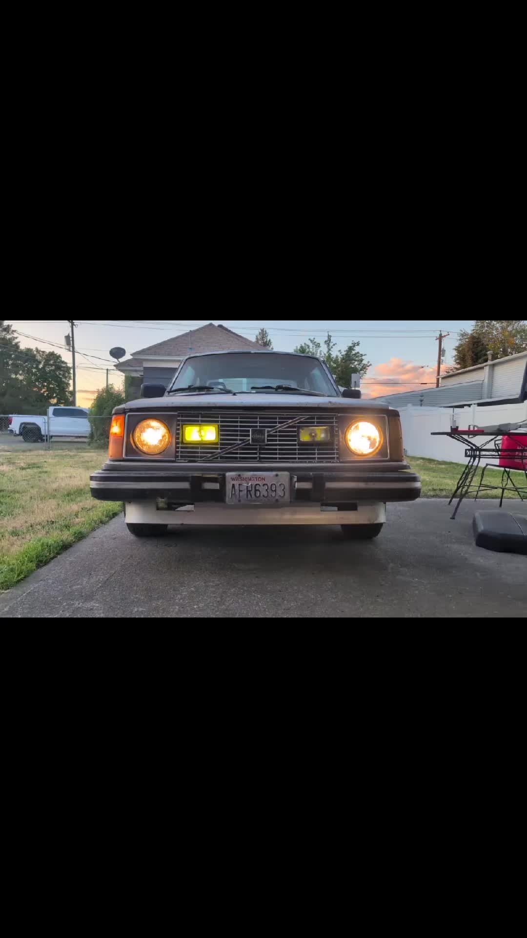 @CardboardClassicCars