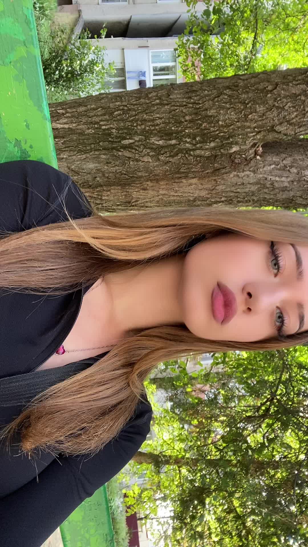@Iulia