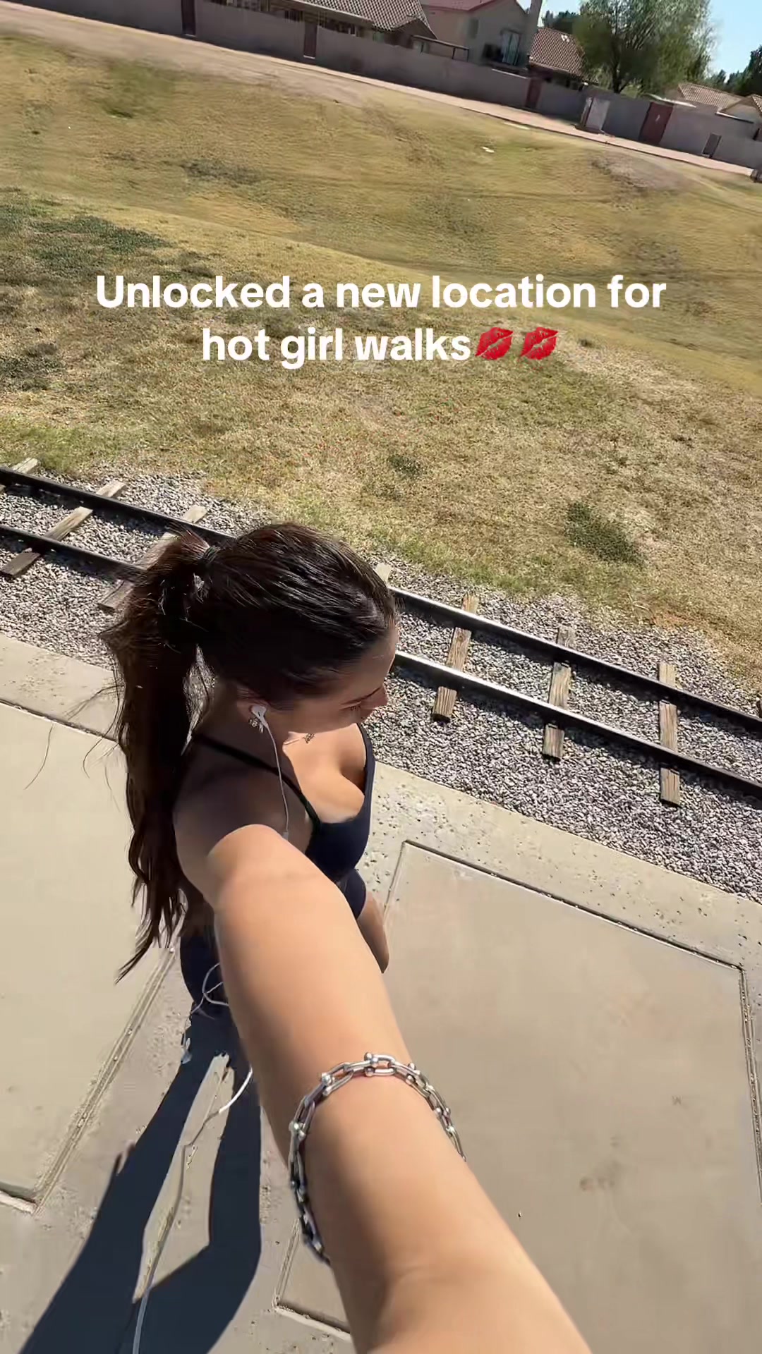 @kateterrazas