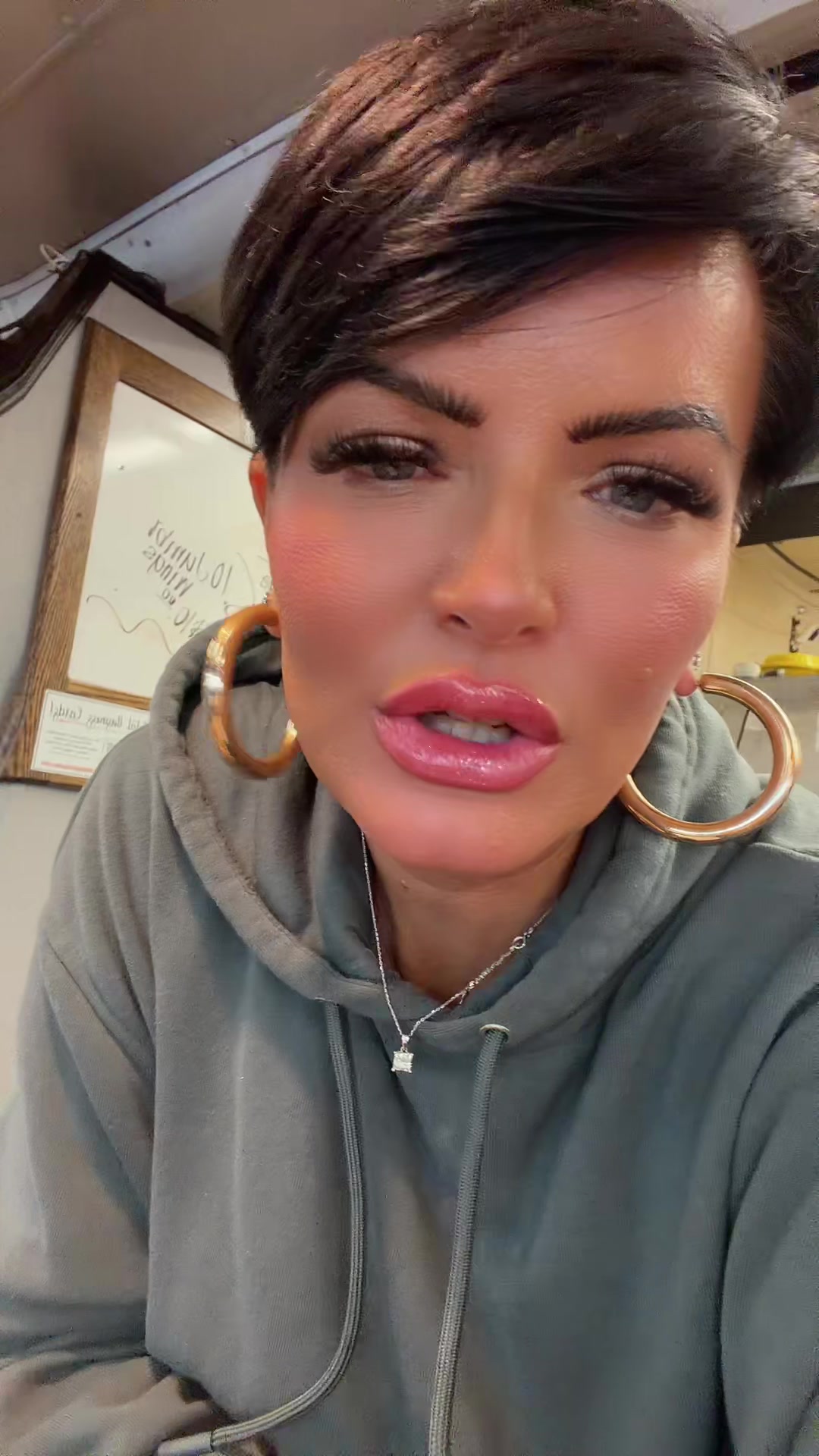 @Crystalgoins2