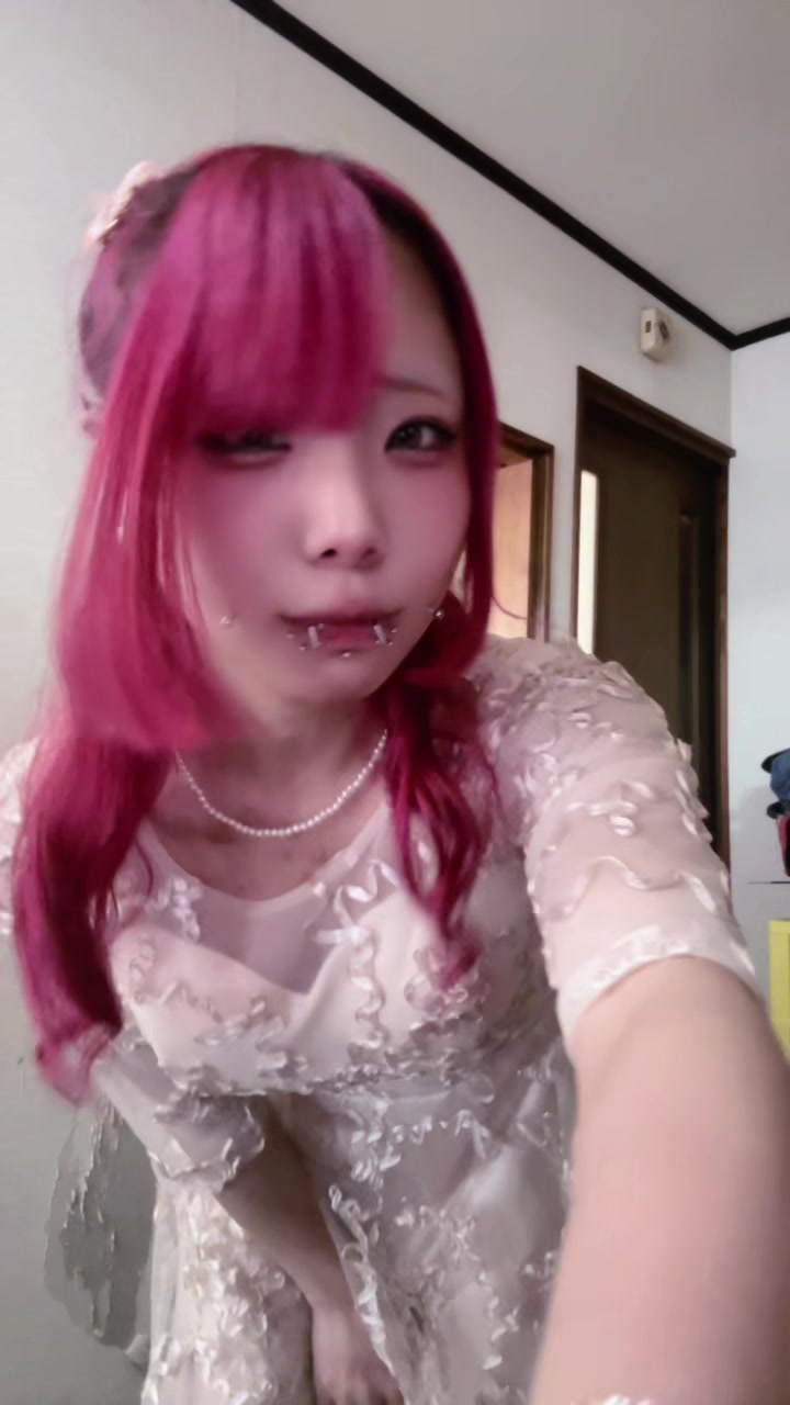 @陰キャちゃん(⃔ *`꒳´ * )⃕↝