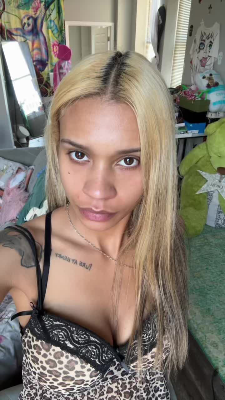 @shaianatalia