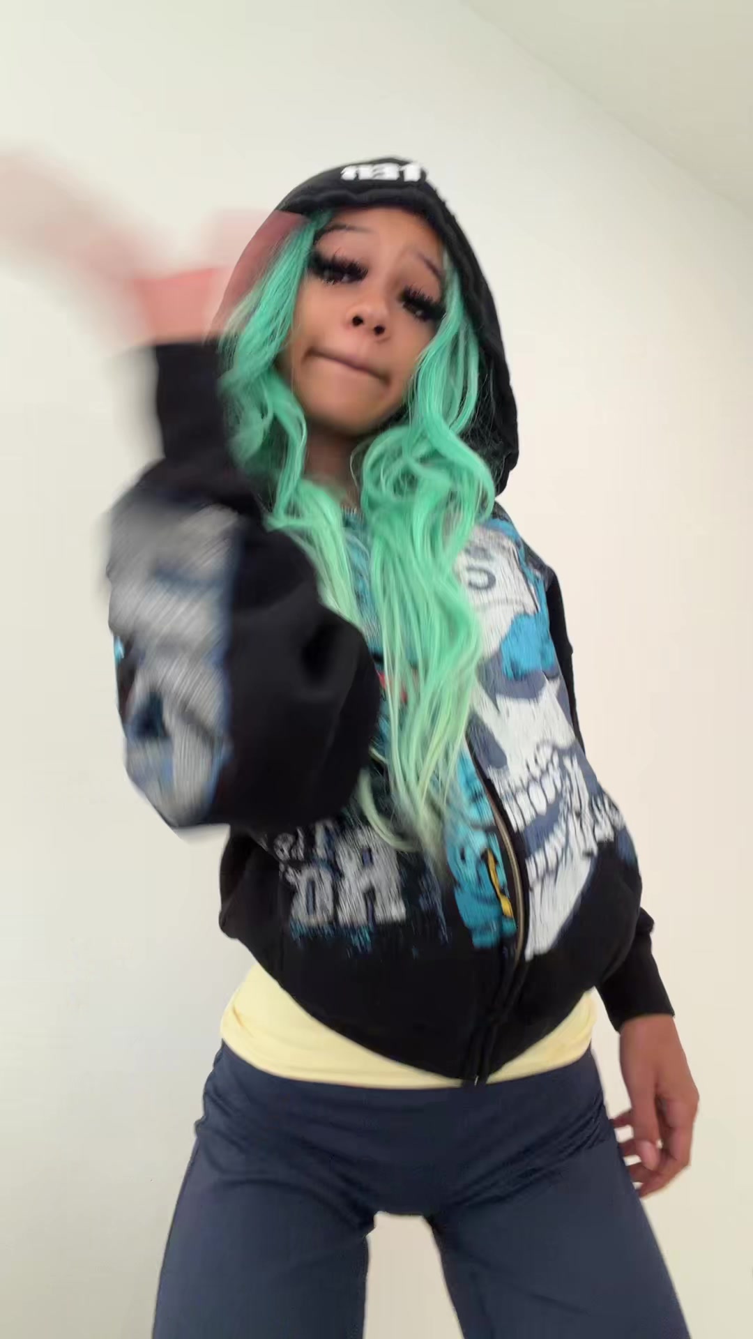 @Farahheartss