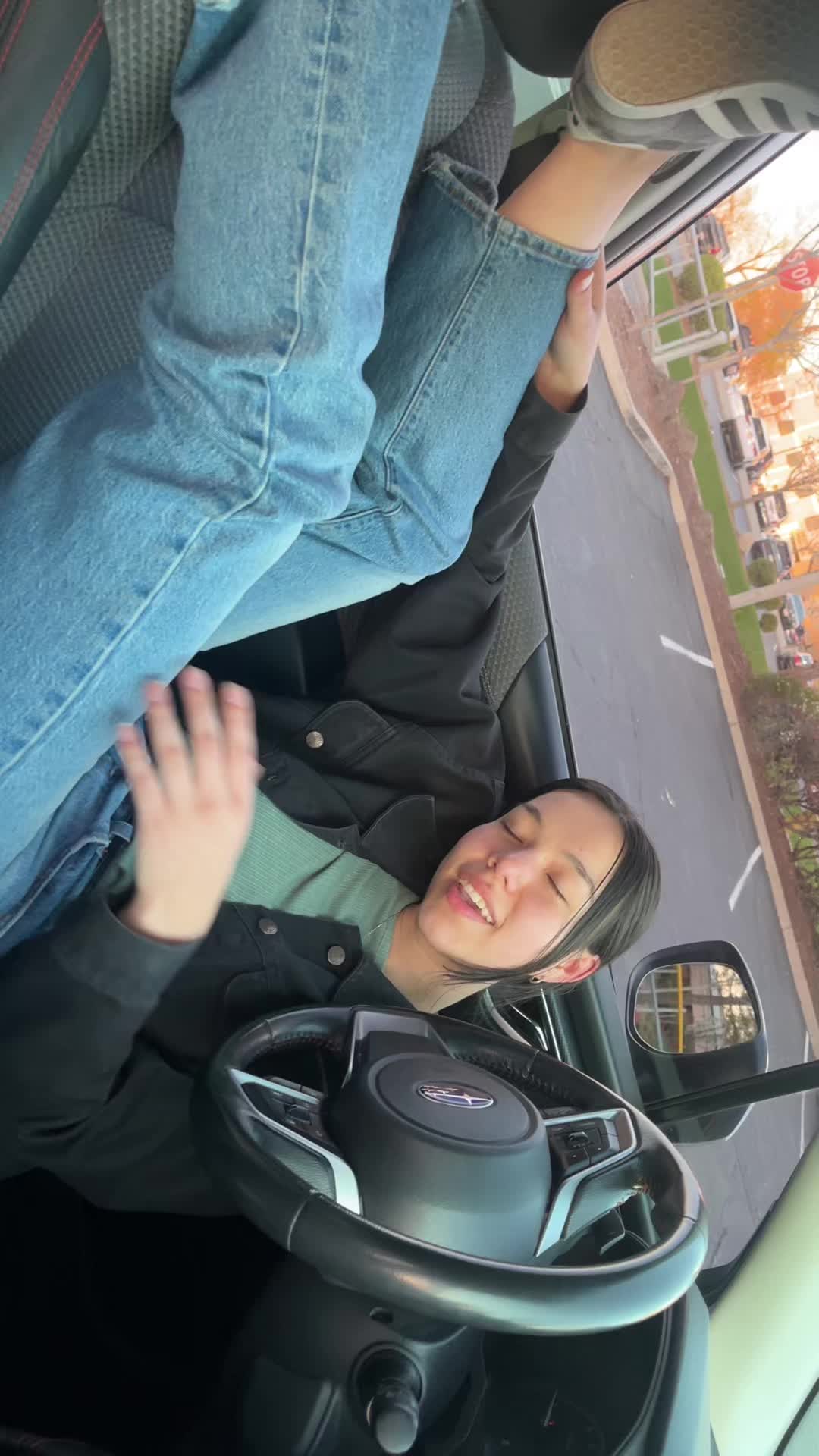 @Raegan_grace