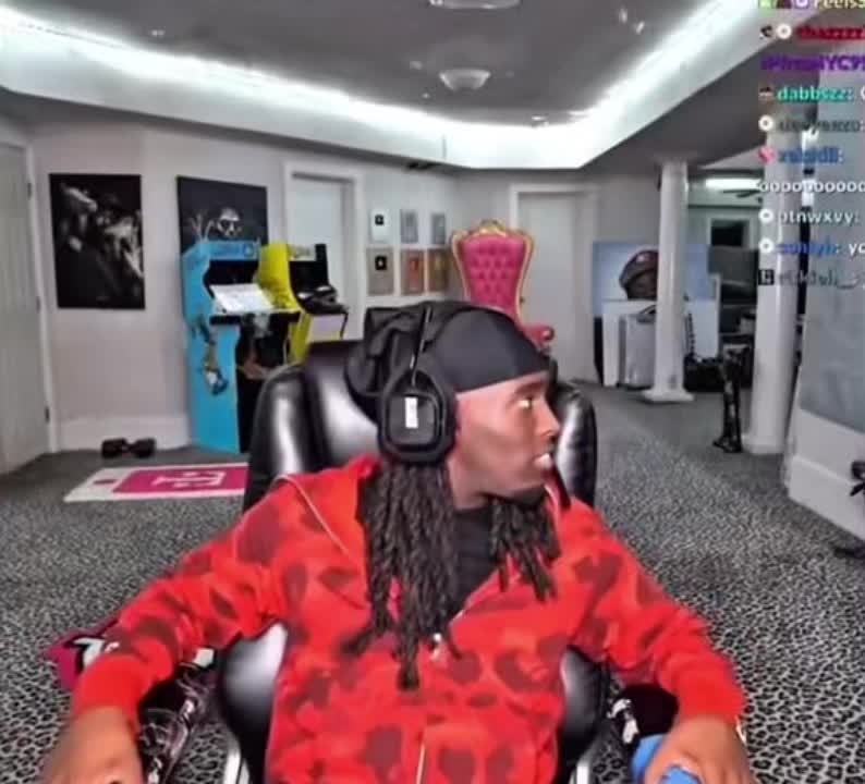 @CJ🫦