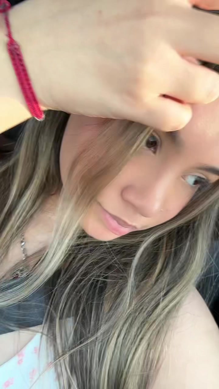 @<3