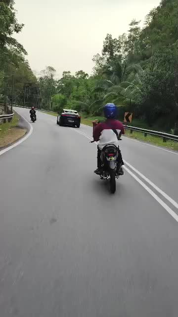 @๐
.๐
ข๐
จ๐
๐
๐
๐
๐๐
