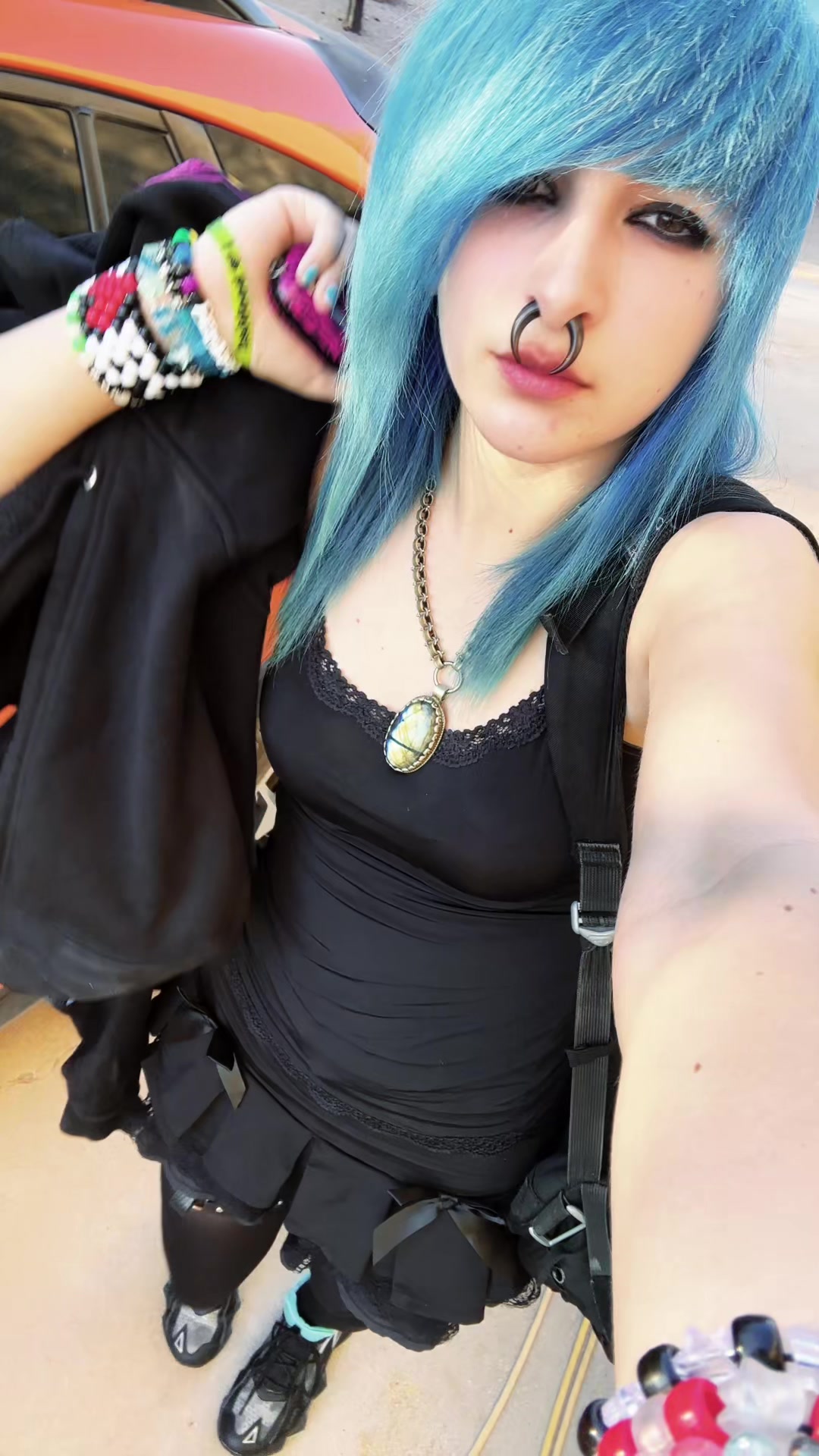 @Xx_CHARLI_CLAWS_xX