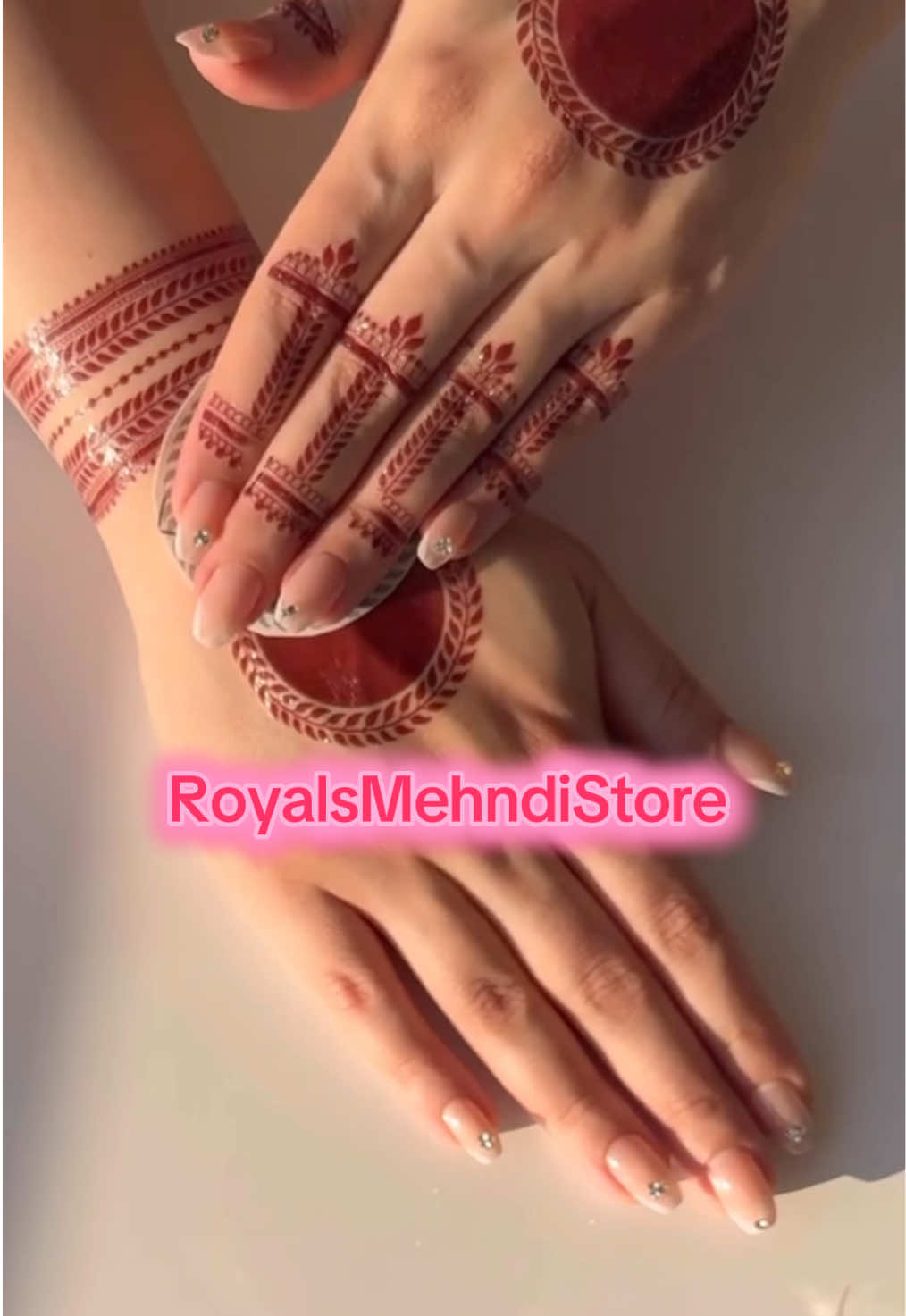@Royals Mehndi Store