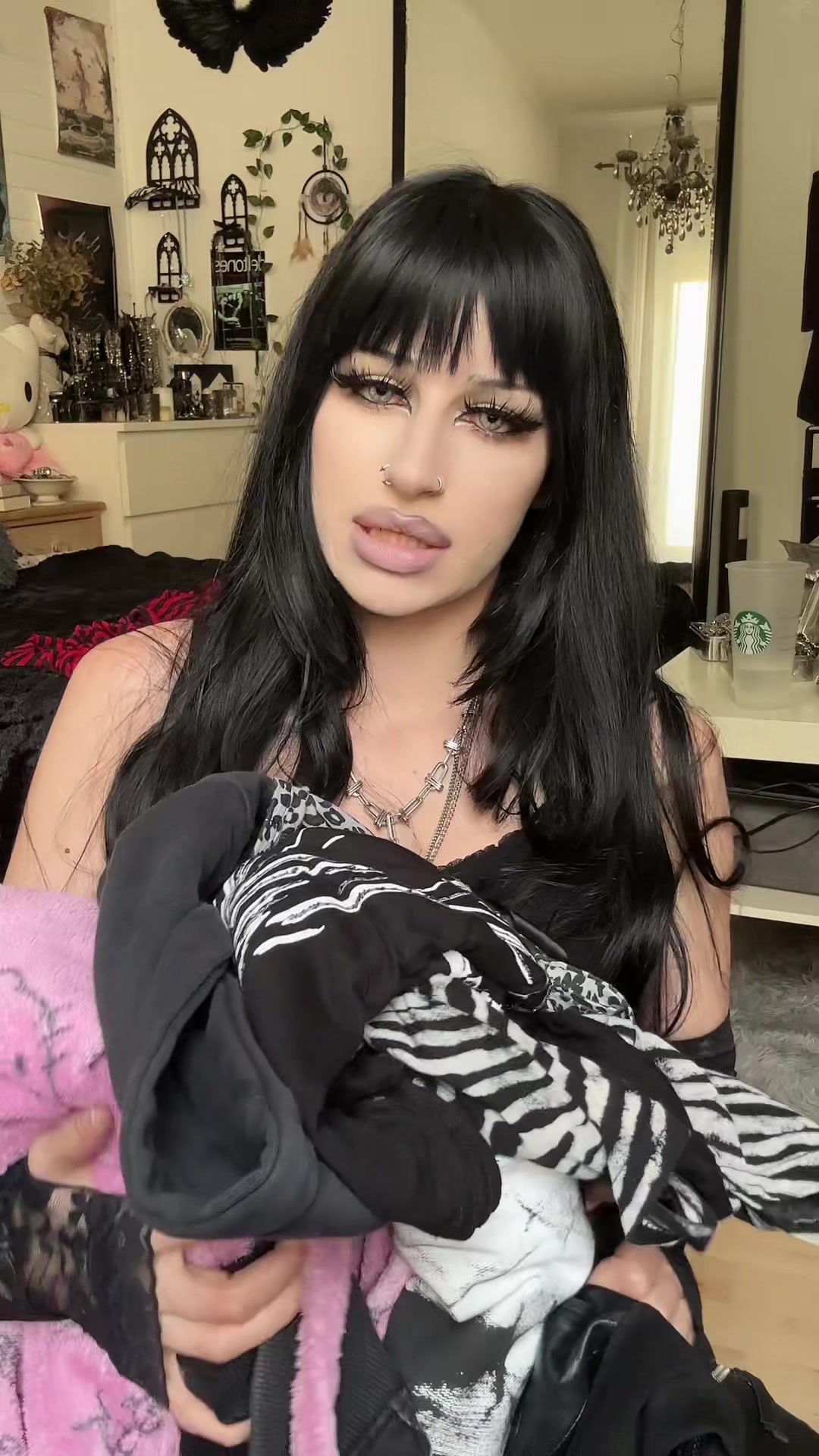 @evamabar