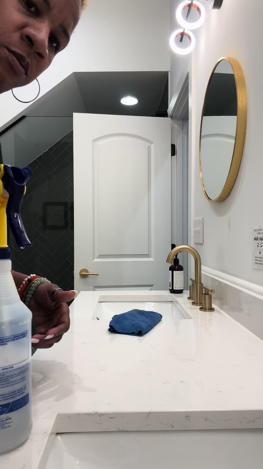 @CandiAlexia