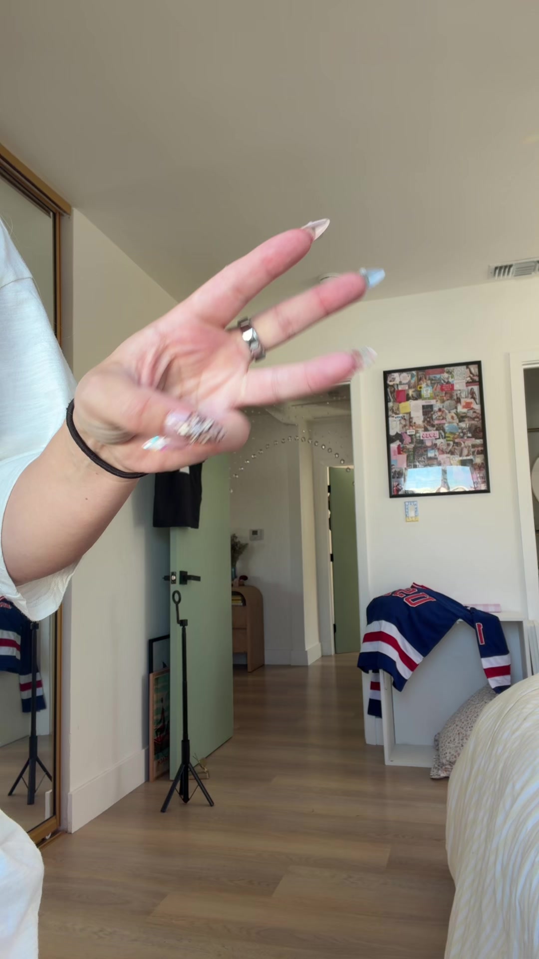 @beanieclaps
