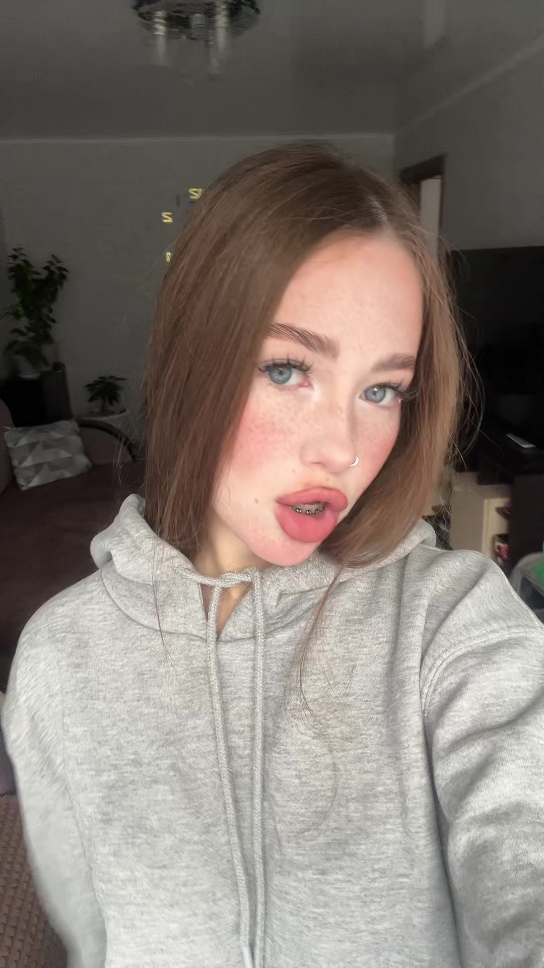@алинка