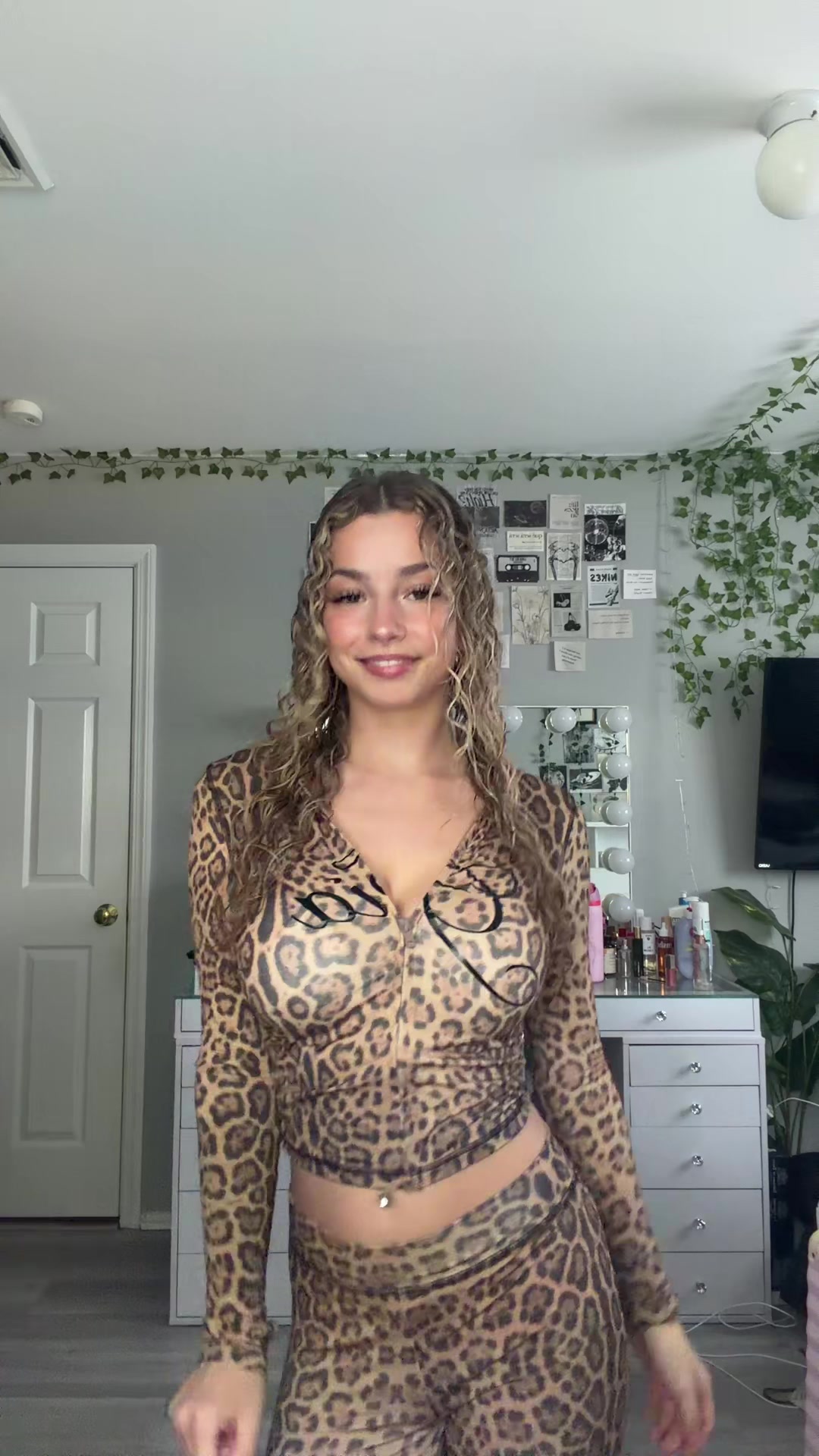 @Kira P