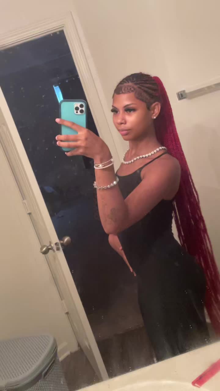 @nessaboo
