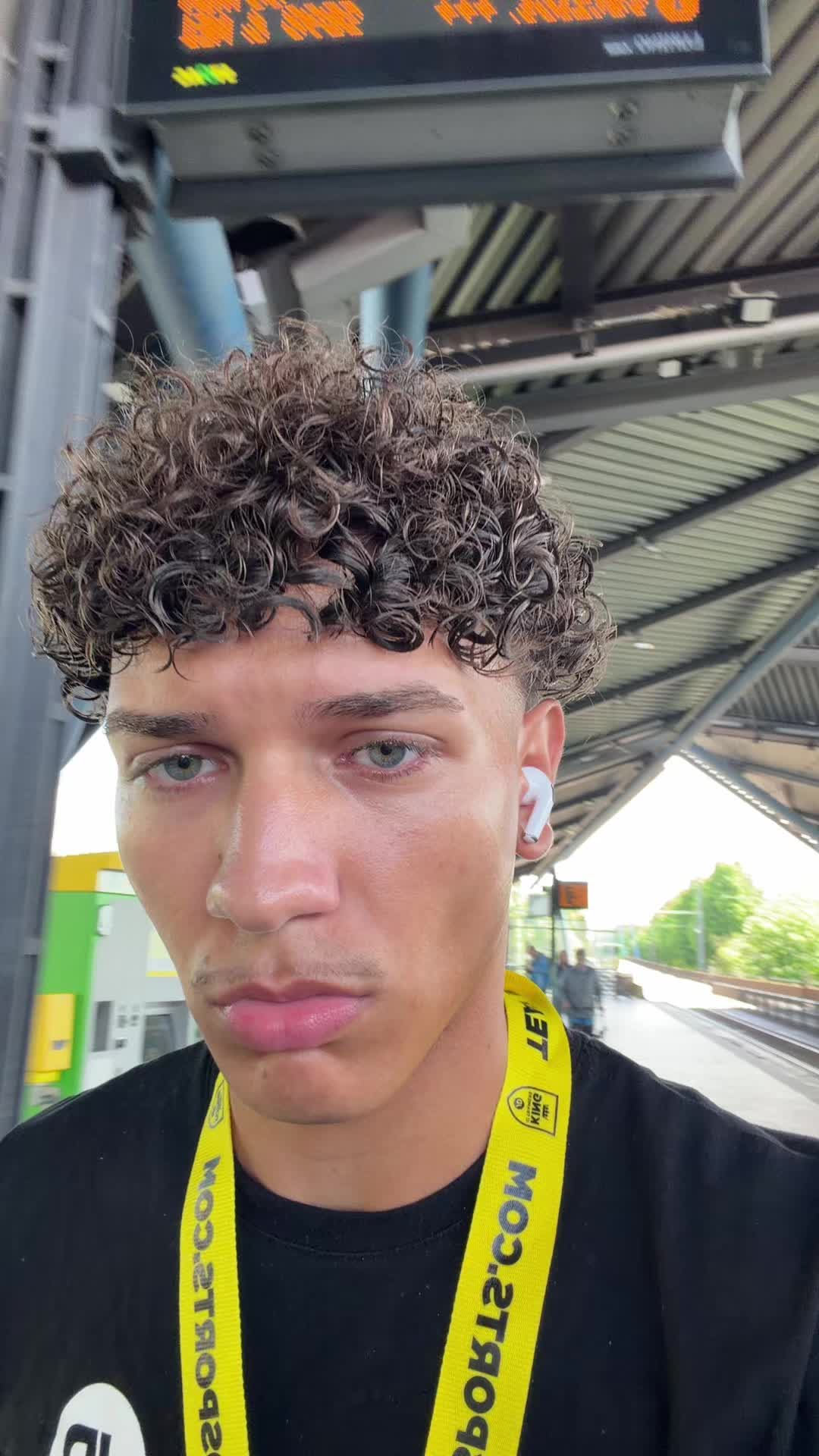 @JJ