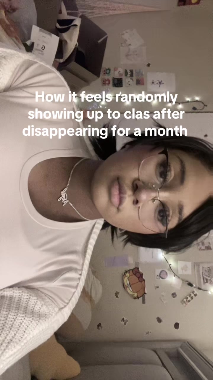 @Twinklesprinklyglitterbutt🦄