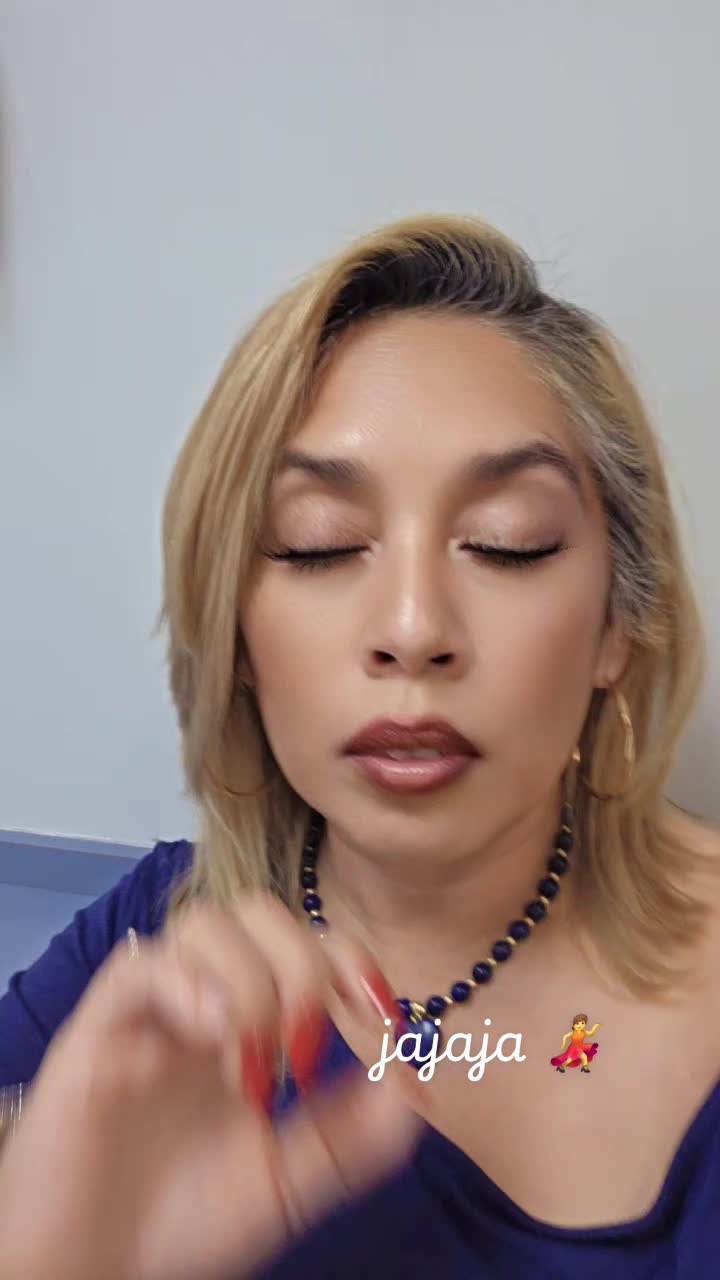 @bella Teran