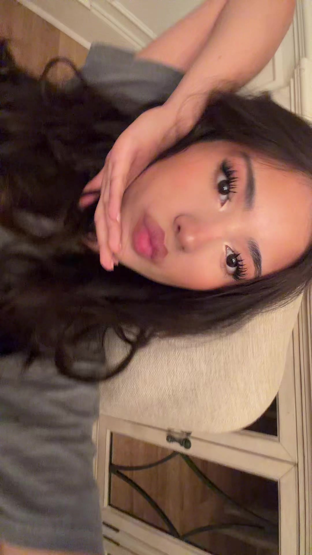 @leslye