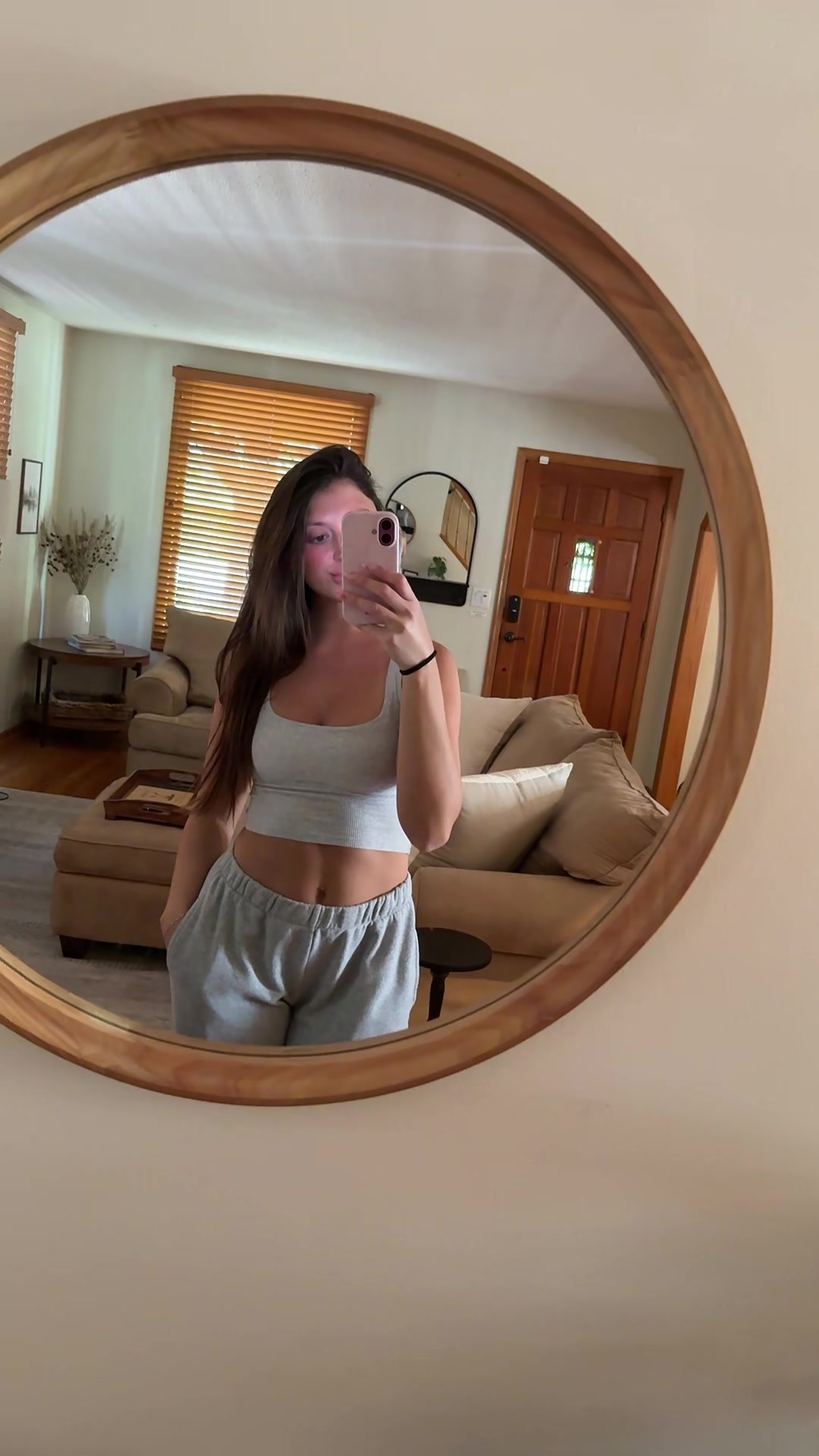@kyliesvlogs