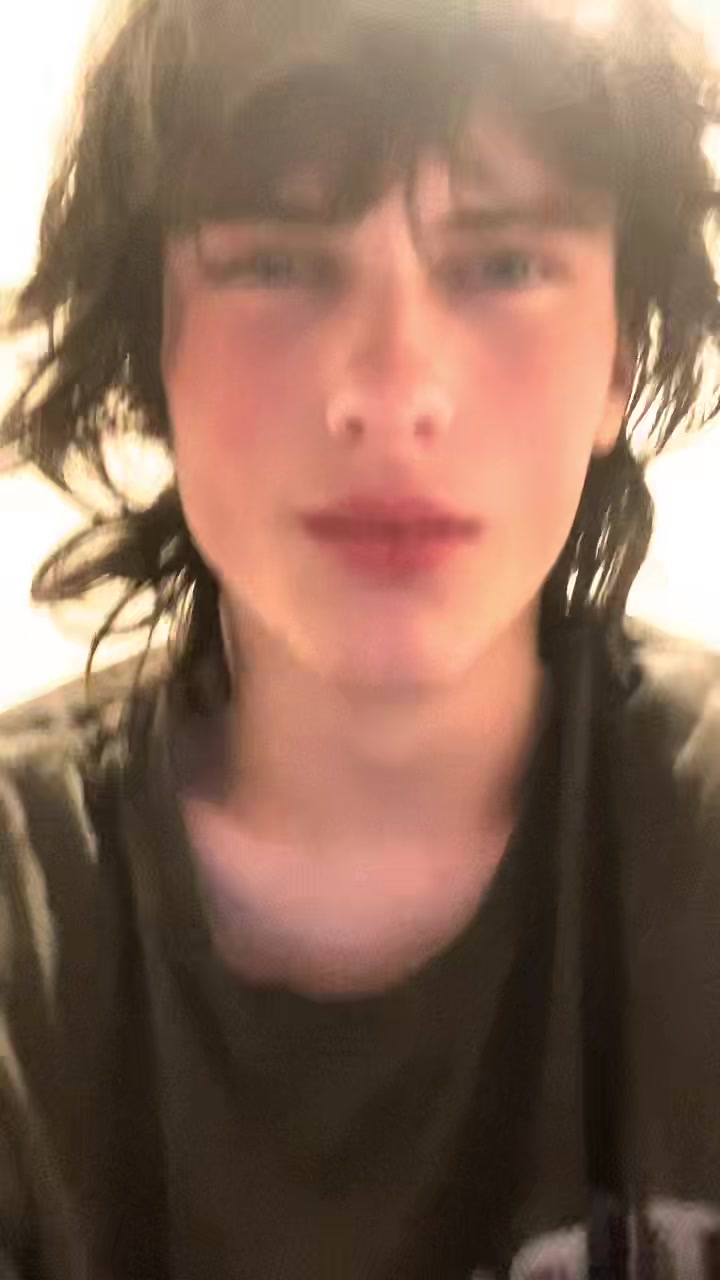 @colin.