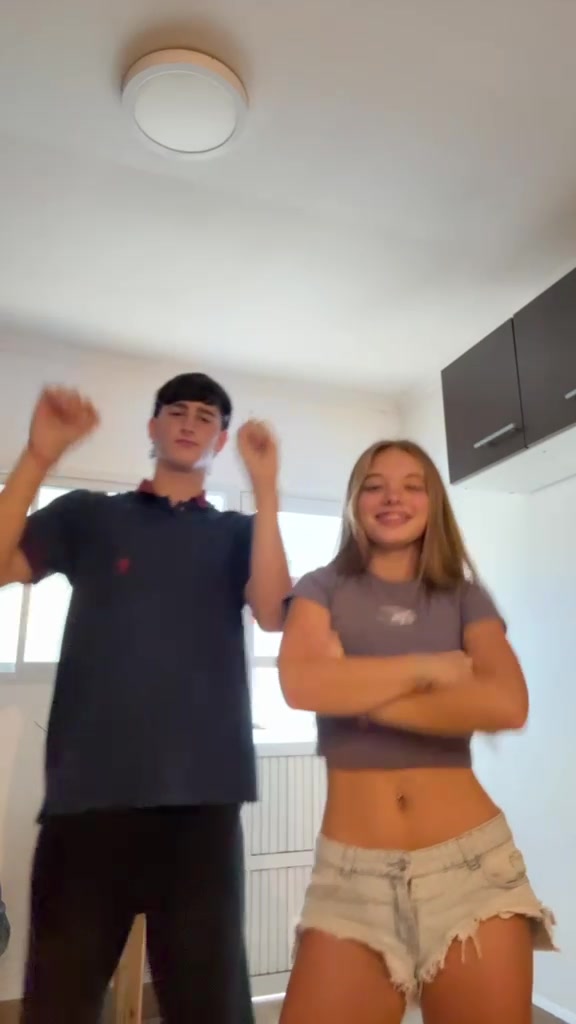 @daniperomascool