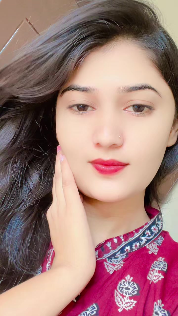 @𝐀𝐟𝐬𝐡𝐚 𝐊𝐡𝐚𝐧
