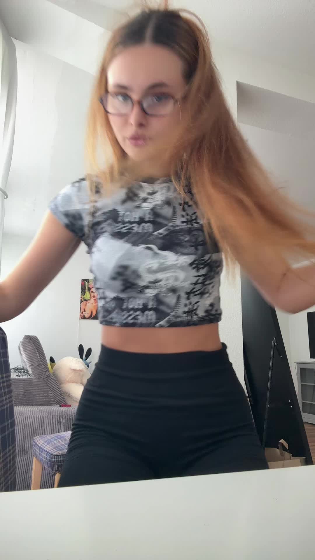 @nicht_deine_frau